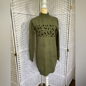 NWT Hem & Thread Green Mock Neck Leopard Print Sweater Dress